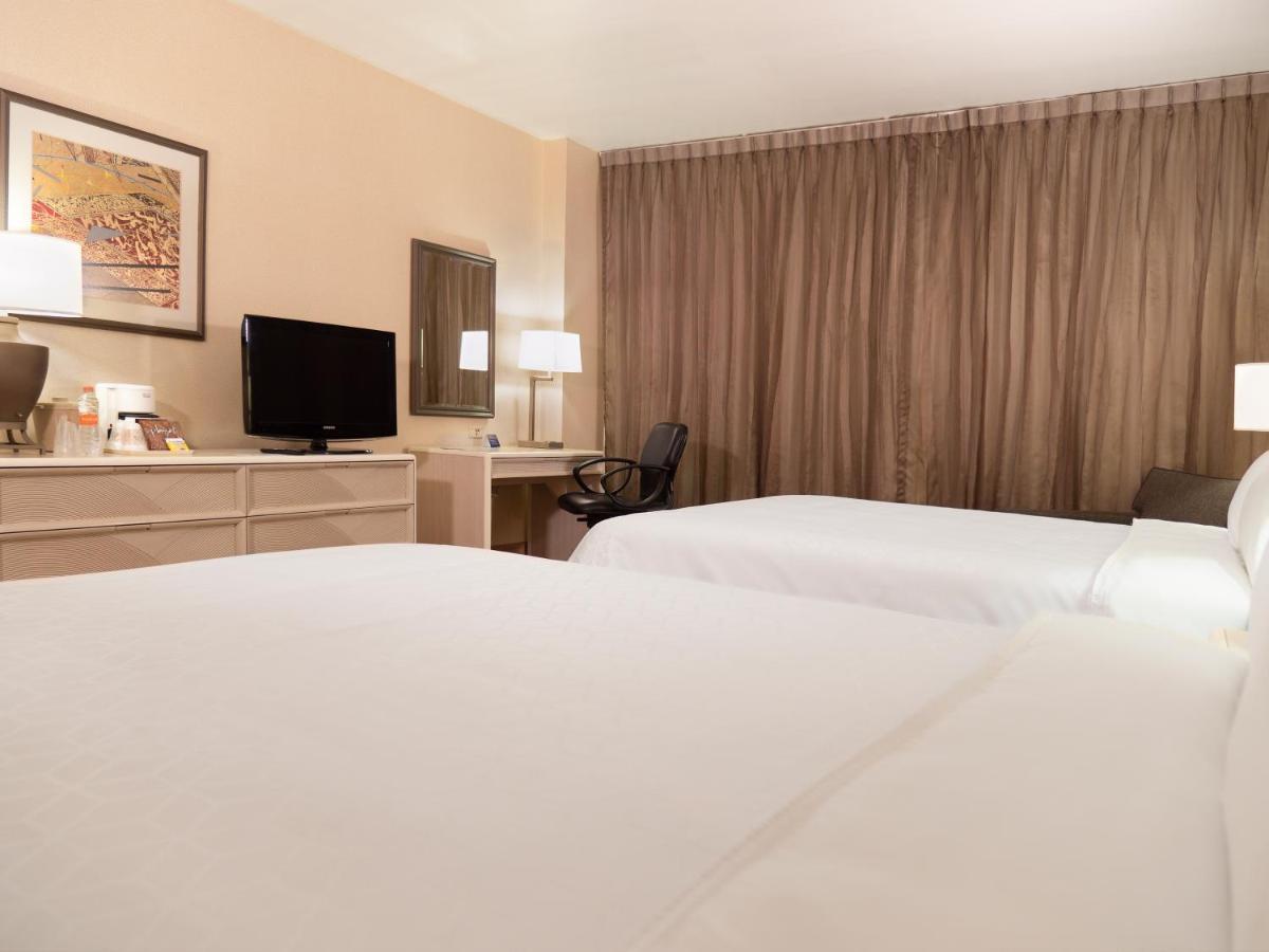 Holiday Inn Express Torreon By Ihg Zewnętrze zdjęcie