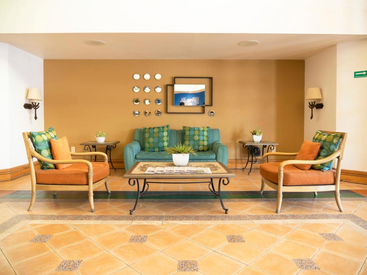 Holiday Inn Express Torreon By Ihg Zewnętrze zdjęcie