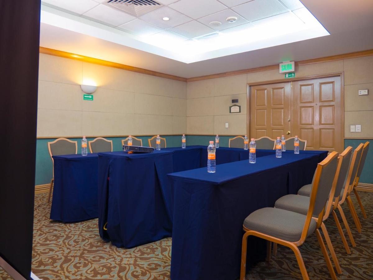Holiday Inn Express Torreon By Ihg Zewnętrze zdjęcie