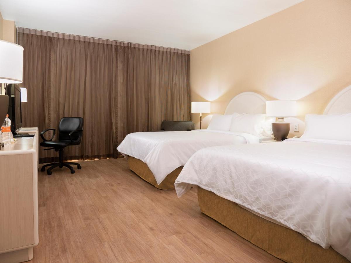 Holiday Inn Express Torreon By Ihg Zewnętrze zdjęcie
