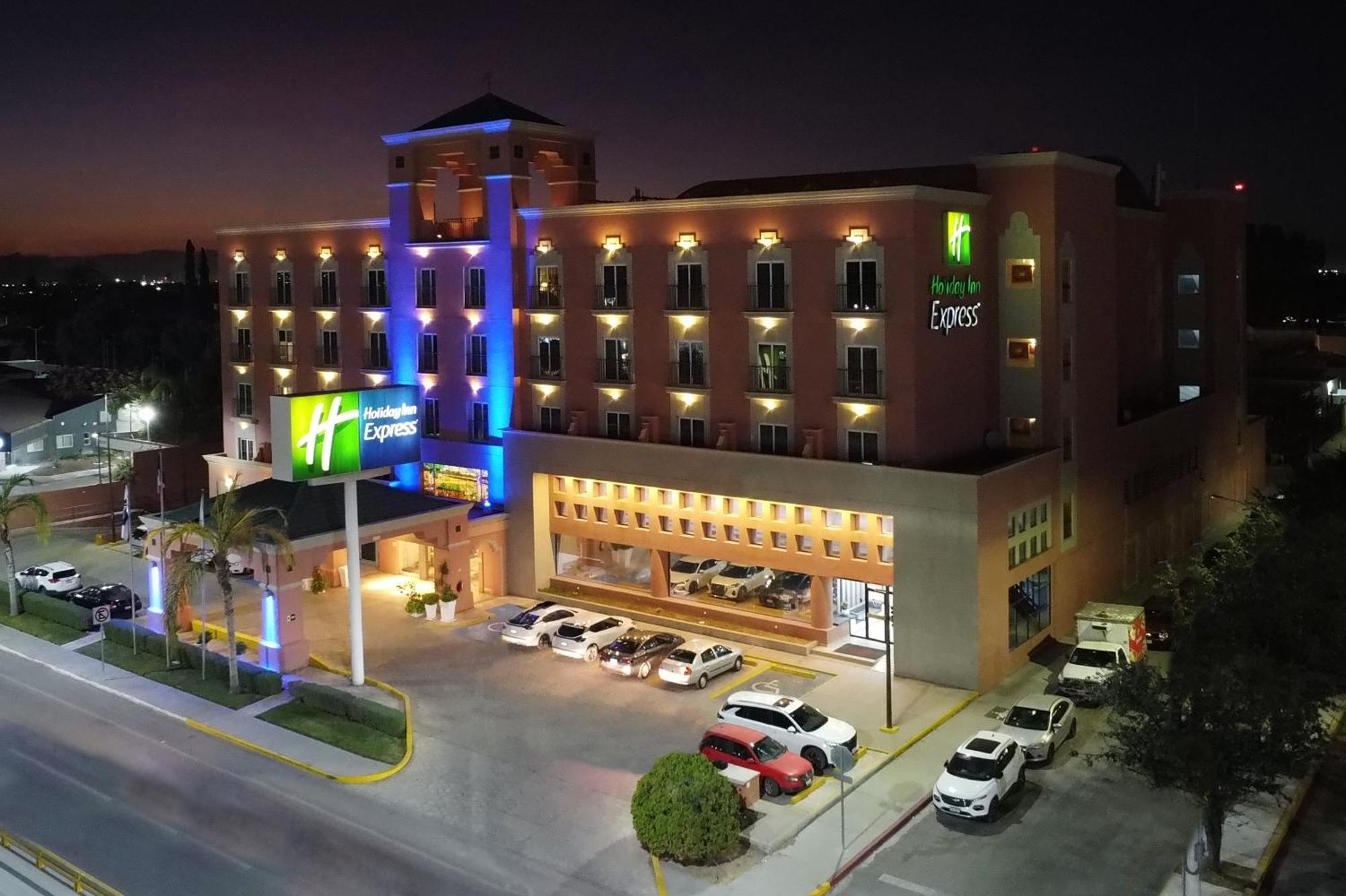 Holiday Inn Express Torreon By Ihg Zewnętrze zdjęcie