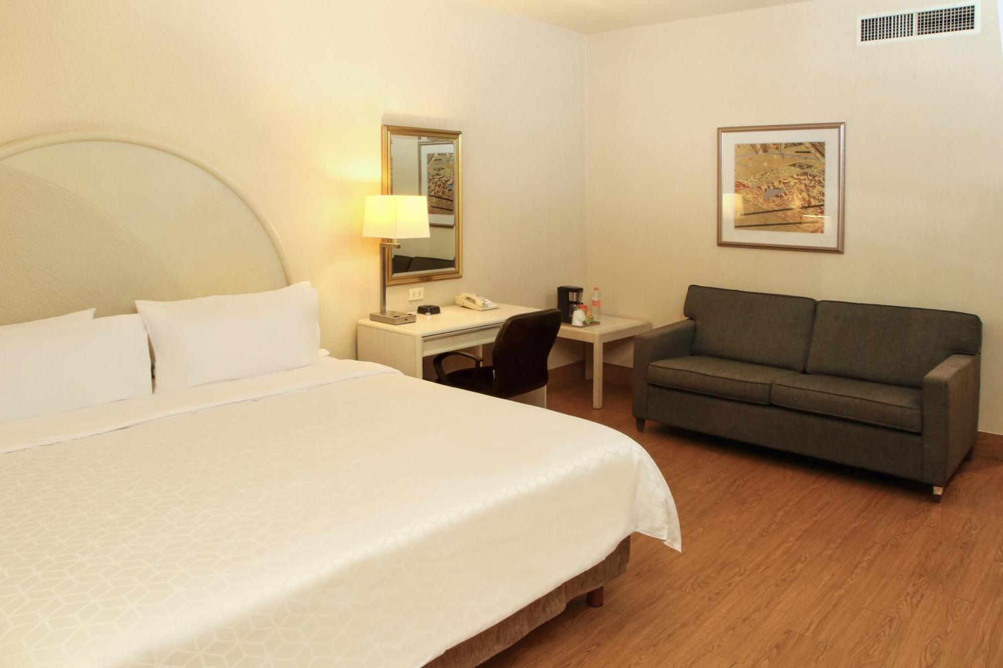 Holiday Inn Express Torreon By Ihg Zewnętrze zdjęcie