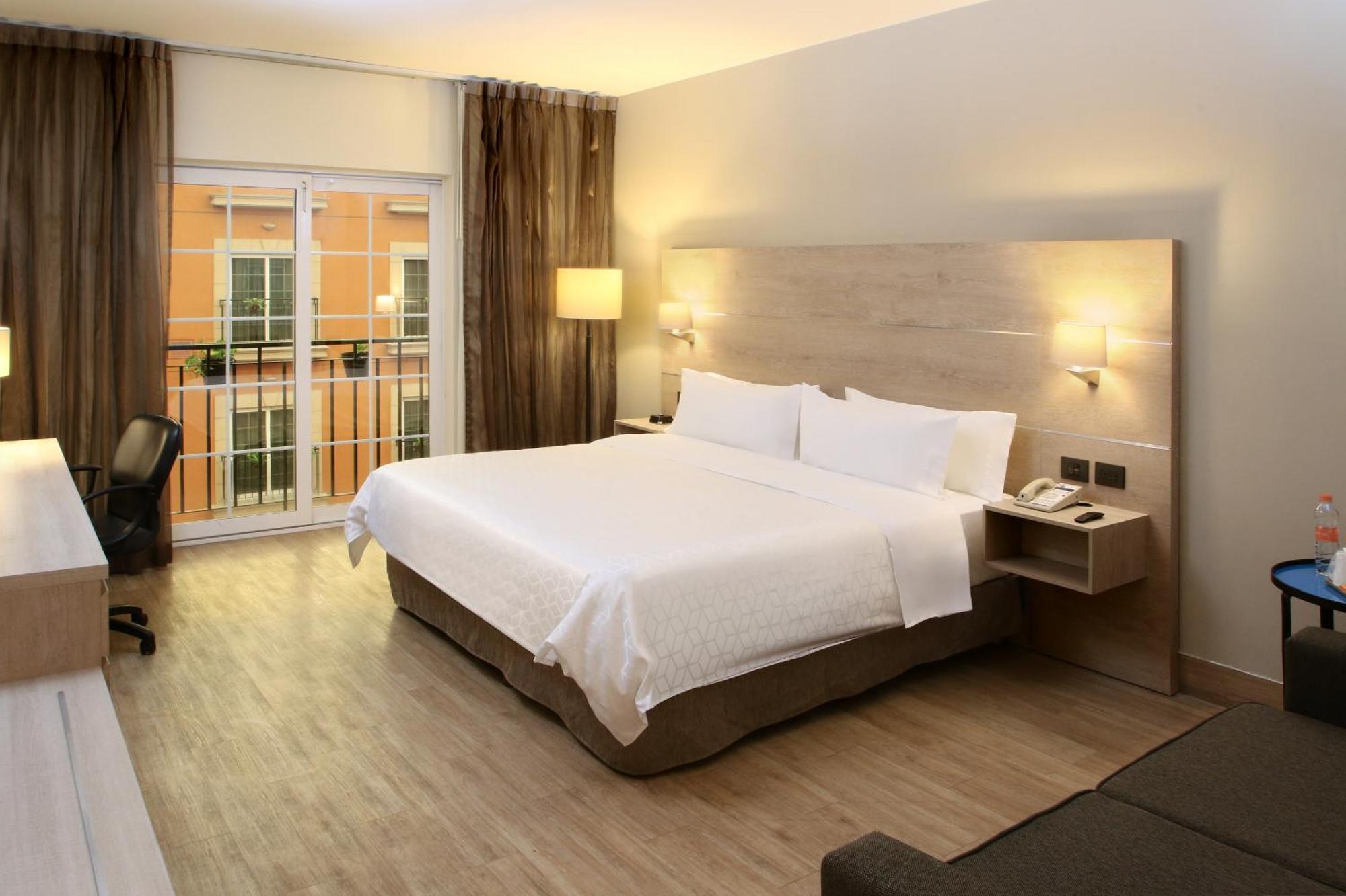 Holiday Inn Express Torreon By Ihg Zewnętrze zdjęcie