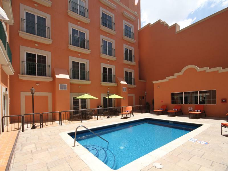 Holiday Inn Express Torreon By Ihg Zewnętrze zdjęcie